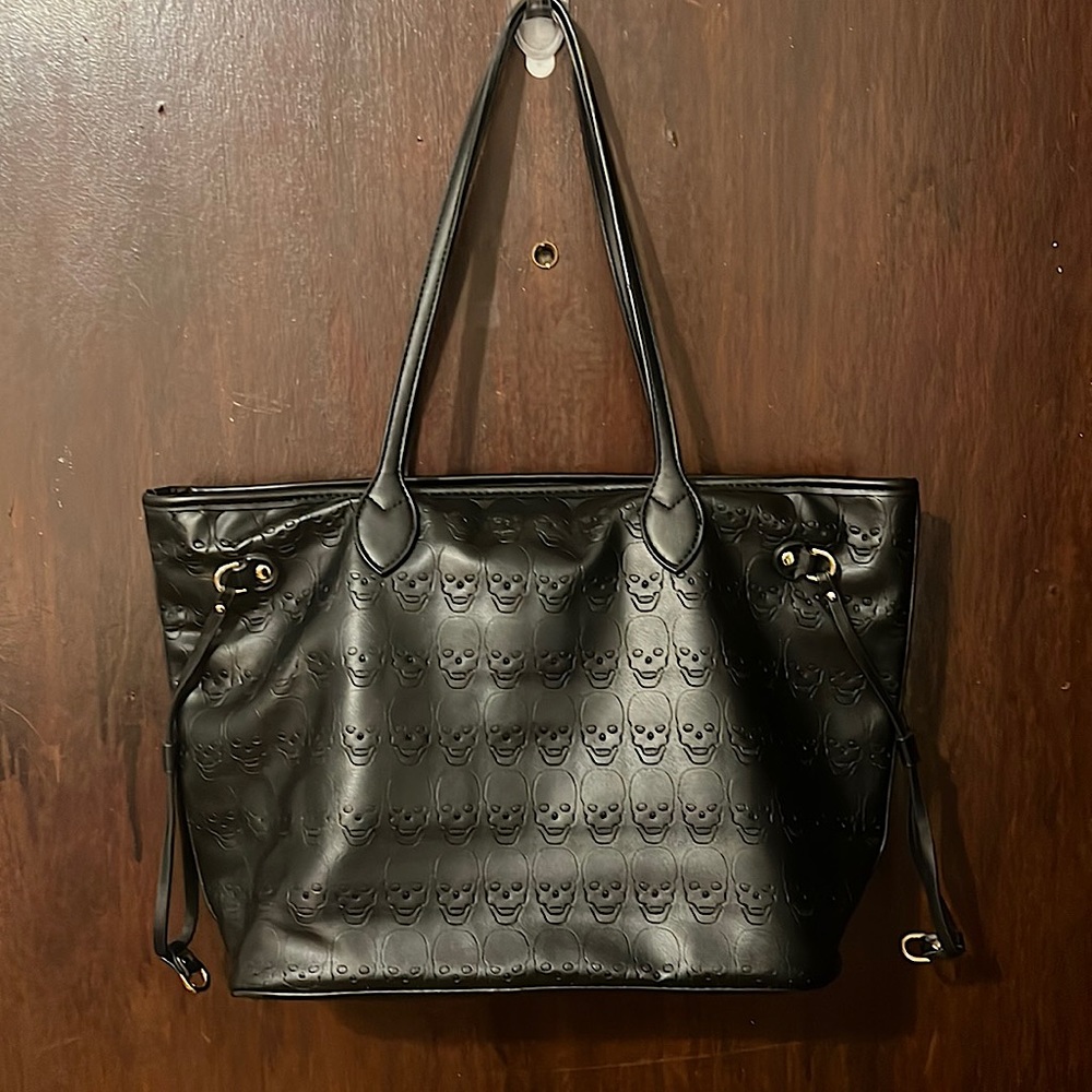 Most Wanted USA Black Faux Leather Tote Large Skull Bag Purse New